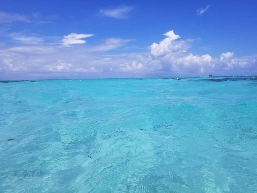 Beautiful teal ocean waters represent a calm mind and zen.