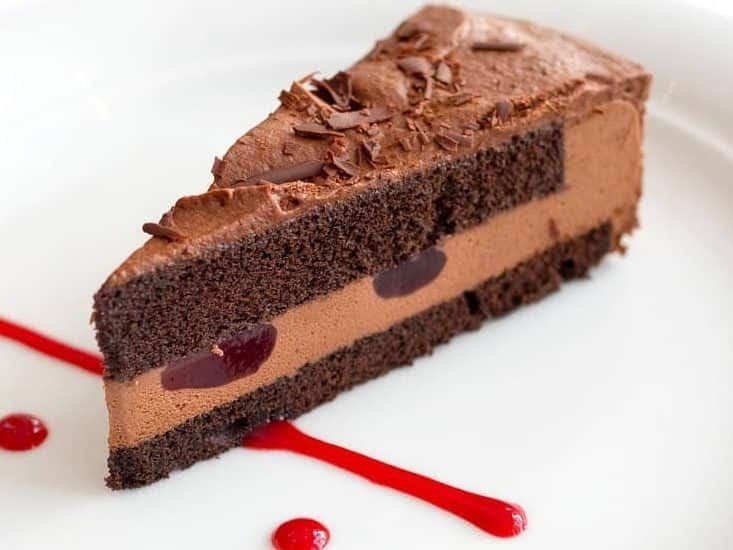 Discussing recipes and the food being served is a way to pause during eating and focus on other things.